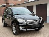 Toyota RAV4 2.0 "Life"4WD/Klimaaut/SHZ/AHK/Multi./Alu - Toyota RAV 4 Gebrauchtwagen in Düsseldorf