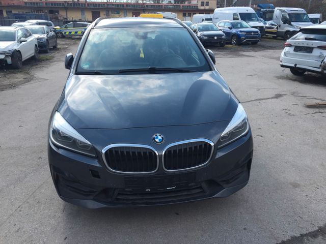 BMW 220 Baureihe 2 Active Tourer 220 i Advantage