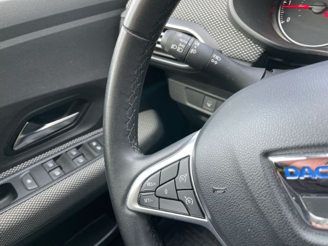 Fahrzeugabbildung Dacia Jogger 1.0 TCe 110 Comfort Klimaanlage, Einparkh