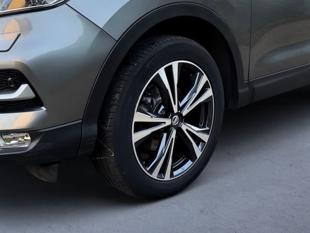 Fahrzeugabbildung Nissan QASHQAI 1.2 DIG-T 6MT 4x2 N-Connecta Design BF A