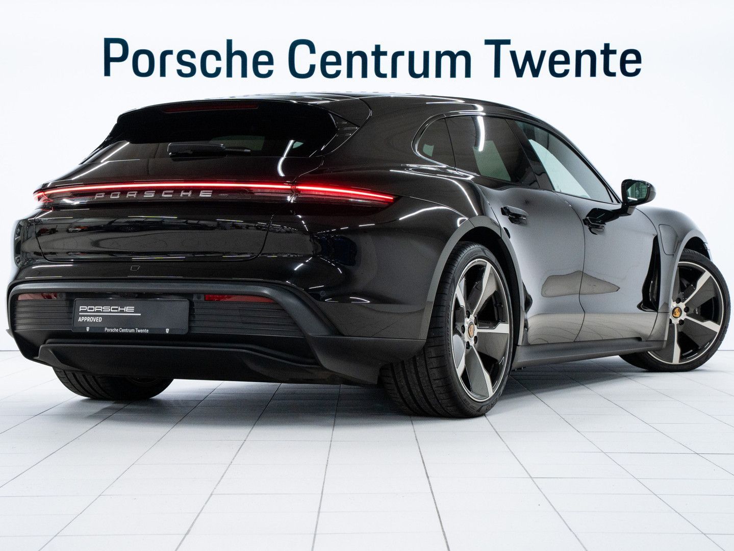 Porsche Taycan Sport Turismo imagem 3