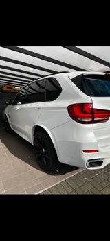 BMW X5 xDrive25d -M-Paket STH/HUD/PANO/AHK - BMW X5 Gebrauchtwagen in Stuttgart