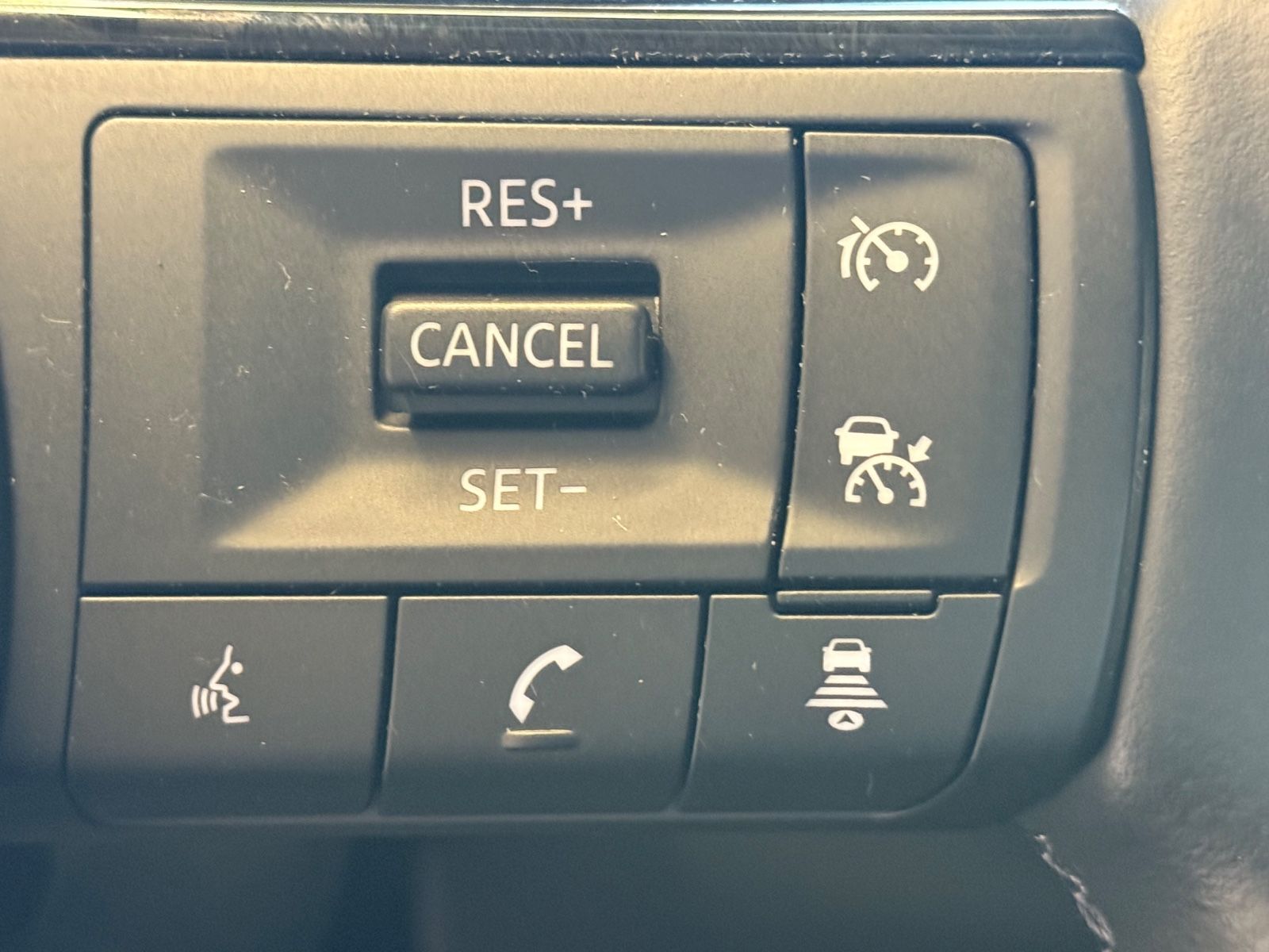 Fahrzeugabbildung Nissan Qashqai Acenta MHEV MT - Navi, Winter-Paket