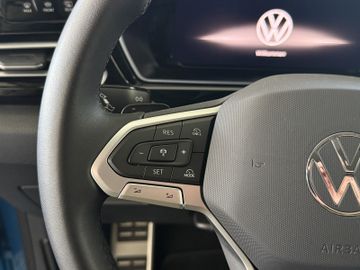 Volkswagen Caddy Maxi eHYBRID DSG STYLE ACC KAM 7SITZ AHK