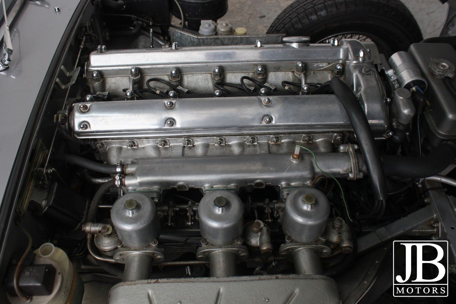Fahrzeugabbildung Jaguar E-Type 1967 Serie 1 1/2