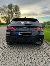 Kia GT-Line |160 PS|2J.Garantie|SHZ|JBL|SH-Gepflegt - Kia cee'd / Ceed von privat