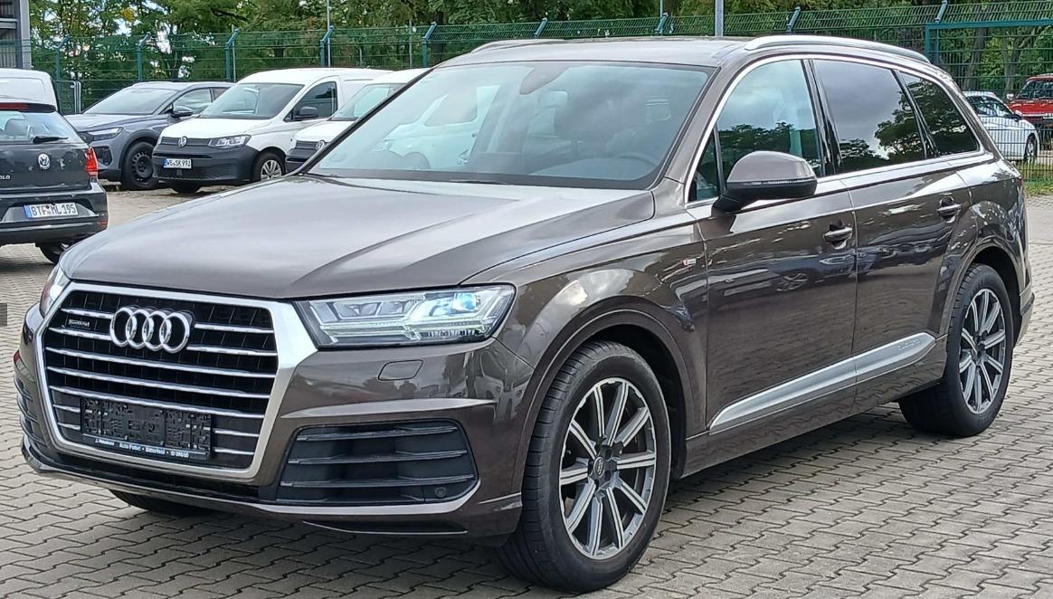Audi Q7 3.0 TDI quattro S-LINE LUFT AHK STANDH LEDER