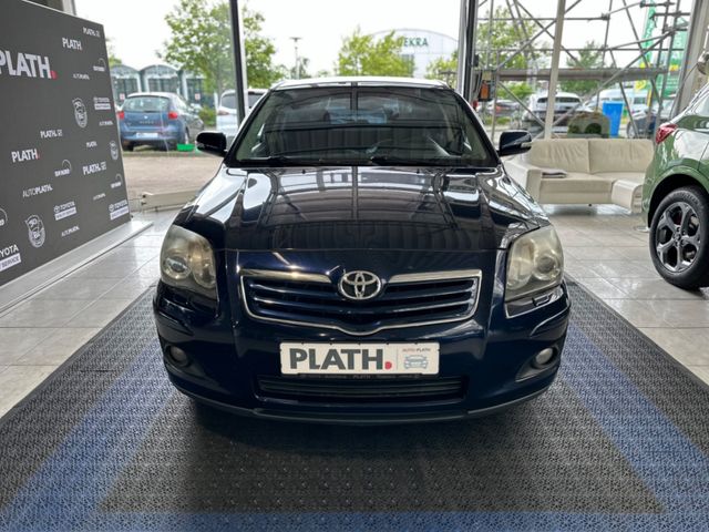 Toyota Avensis  1.8 Executive Liftback *`Xenon*