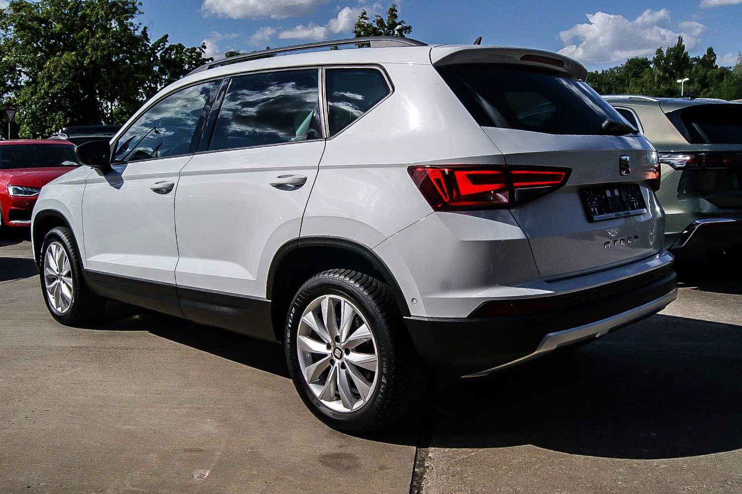 Fahrzeugabbildung SEAT Ateca 2.0 TDI DSG Style VIRTUAL BUSINESS ANHKZGV