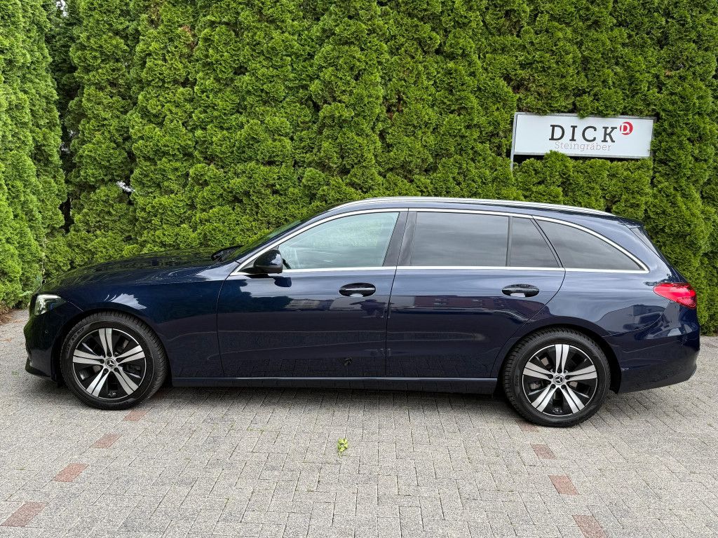 Fahrzeugabbildung Mercedes-Benz C 220 d T 9G Avantgarde LED+T-LEDER+KAM+MBUX+SHZ