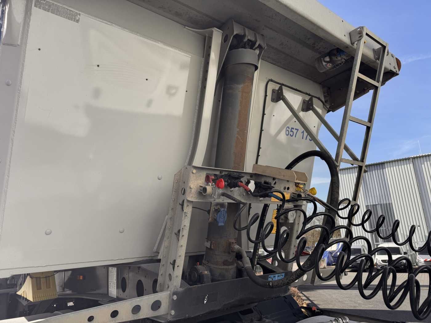 Fahrzeugabbildung Schmitz Cargobull SGF*S3 SKI 24 SL 7.2 Alu-Mulde 23m³ Liftachse