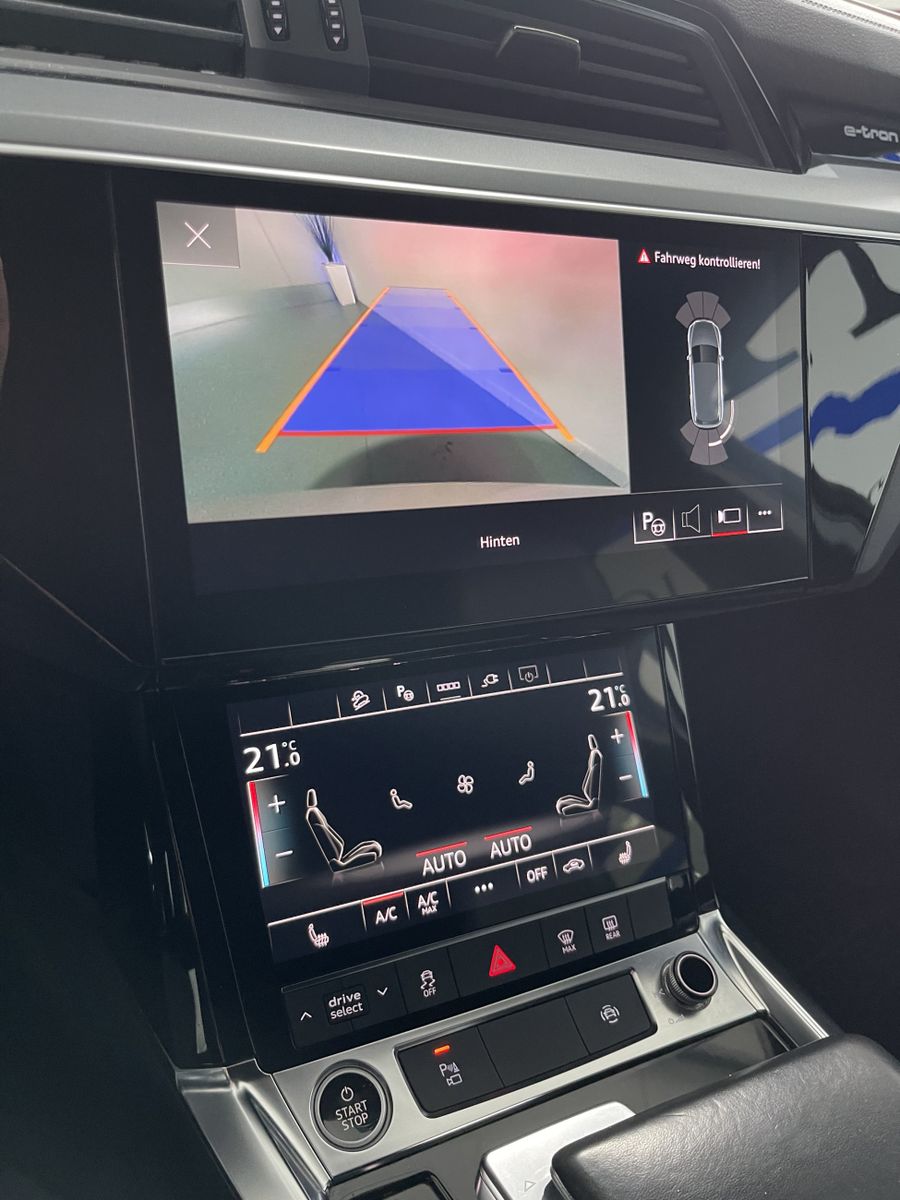 Fahrzeugabbildung Audi e-tron 50 Quattro S line*Matrix*B&O*21Zoll*Optik