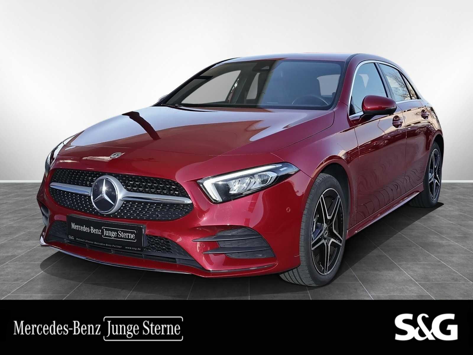 MERCEDES-BENZ A 250 e AMG KAMERA+SPURHALTE+MBUX+CARPLAY+LED+18