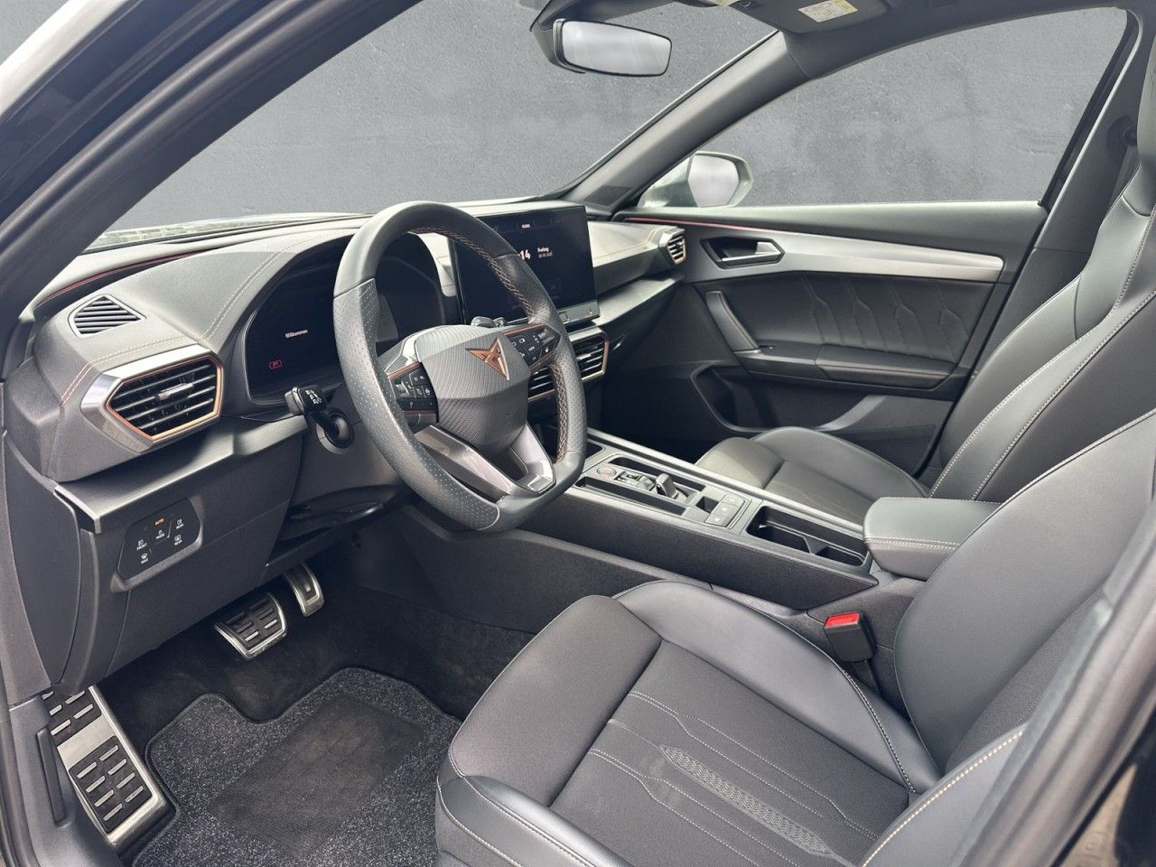 Fahrzeugabbildung CUPRA Formentor VZ 2.0 TSI 245 PS 7-Gang-DSG - mit KI generiert/bearbeitet