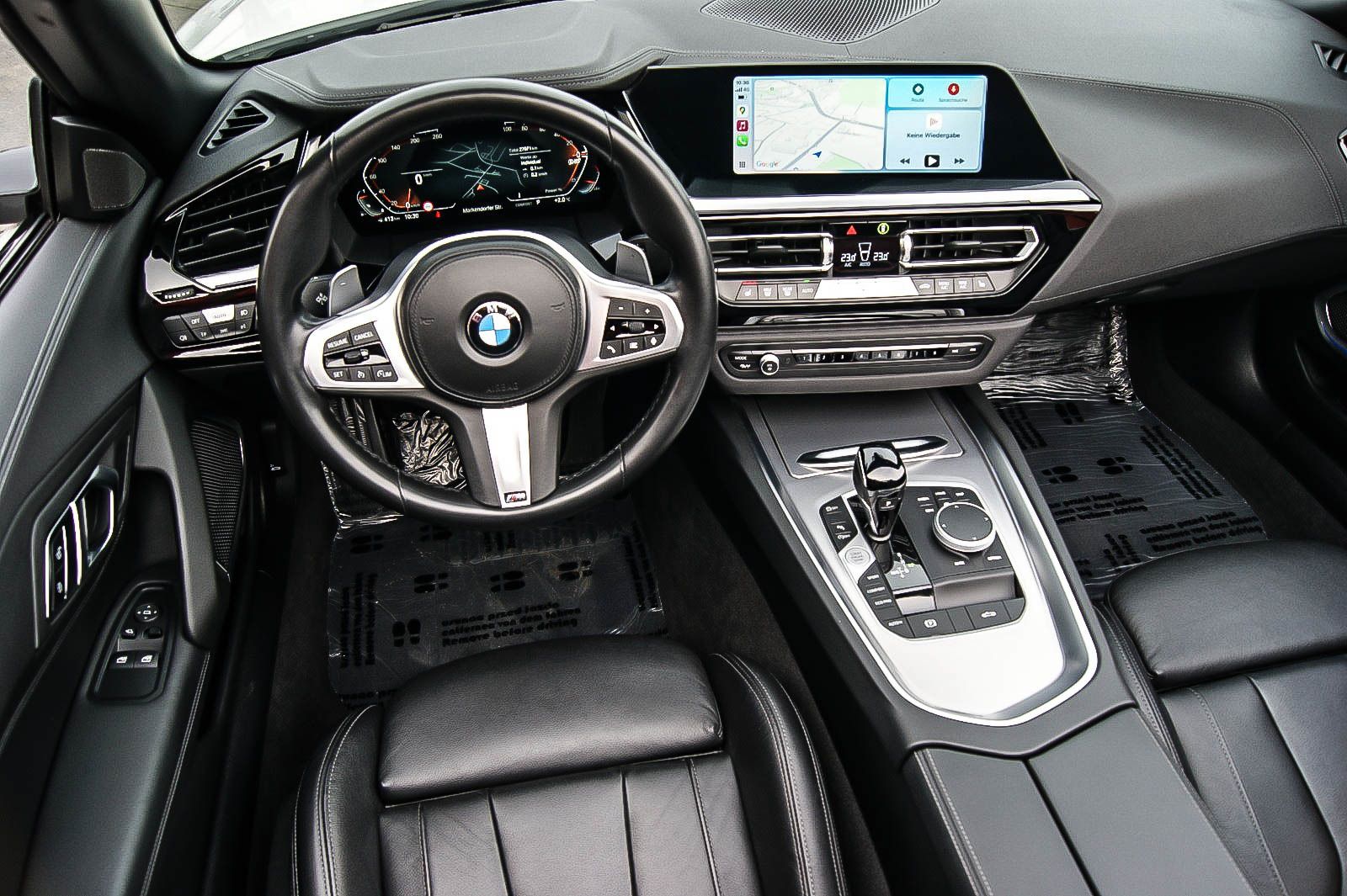 Fahrzeugabbildung BMW Z4 Roadster sDrive 20 i Sport Line LEDER KEYLESS