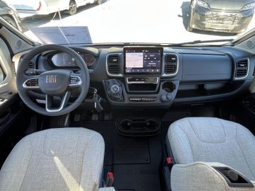 HYMER ERIBA HYMERCAR Ayers Rock Fiat AHK Dieselheizung Safety Plus