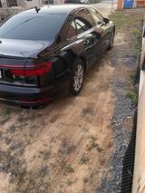 Audi A8 L55TFSI V6 Quattro/Matrix/Stand/Head up/Soft/ - Audi A8 mit Benzin-Antrieb