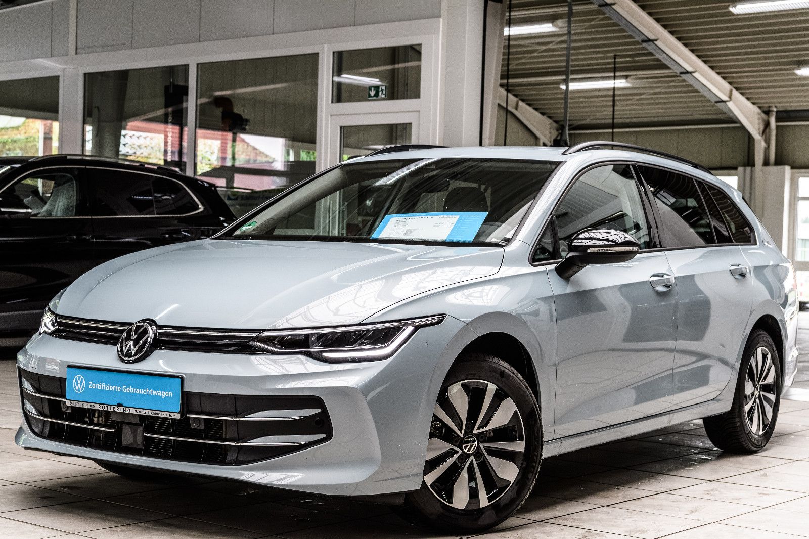 Fahrzeugabbildung Volkswagen Golf VIII Variant Goal 1.5 eTSI DSG LED+KAM+APP