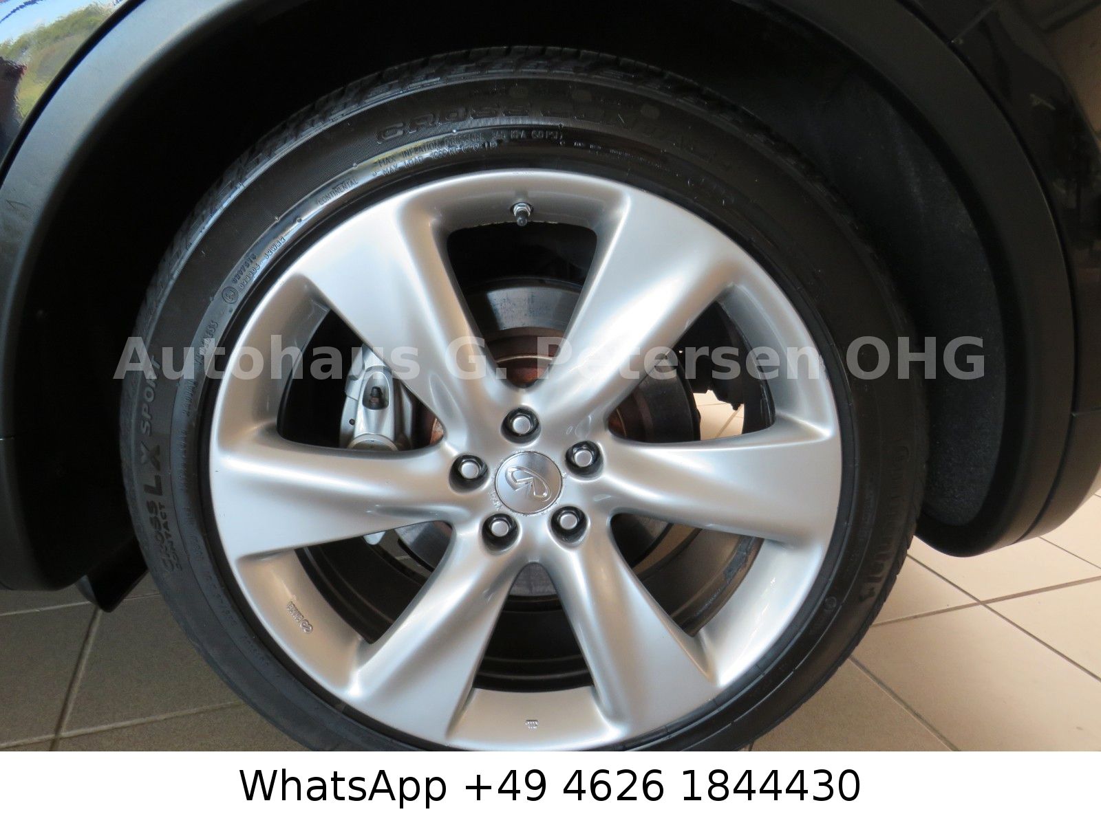Fahrzeugabbildung Infiniti FX FX30d/*Leder*Xenon*Sitzbelü*Spurhalte*LM 21*