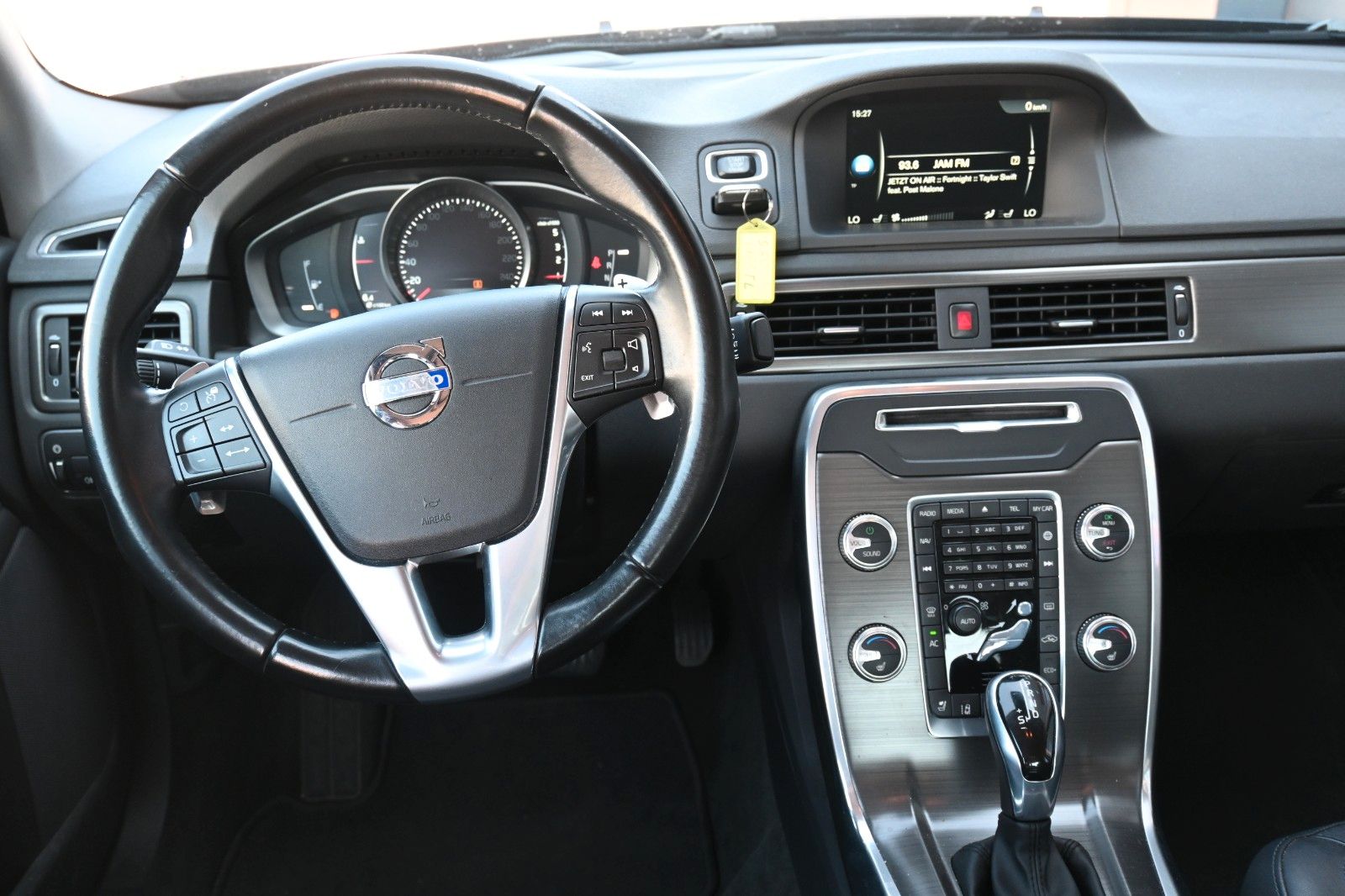 Fahrzeugabbildung Volvo S80 D4 Mom*AT*ACC*NAV*SITHZ*PANO*XEN*Top