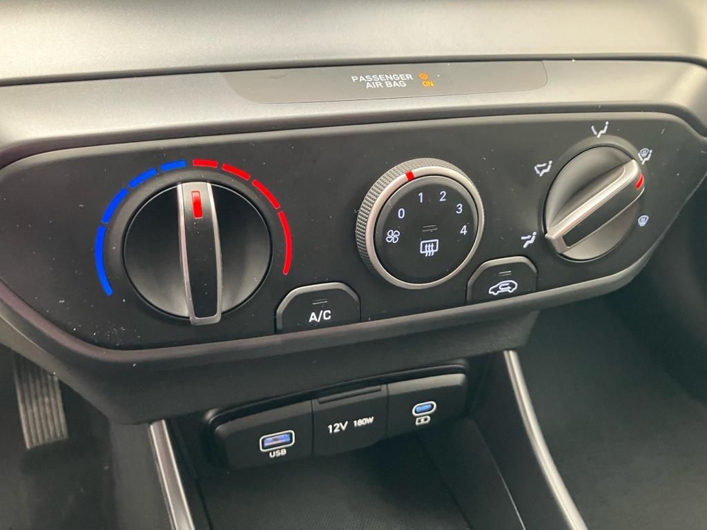 Fahrzeugabbildung Hyundai i20 1.0 T-GDI 6-MT Select KlimaA Navi SpurH KAM