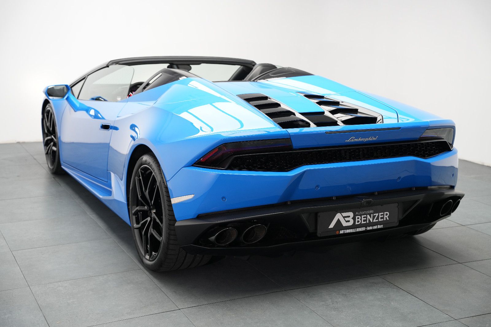 Fahrzeugabbildung Lamborghini Huracán/SPYDER/LIFT/KAMERA/LP610/KERAMIK/