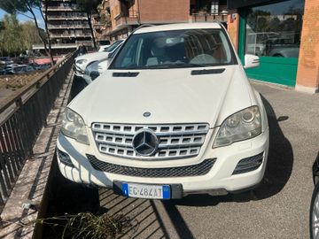 Mercedes ML 350 - 3