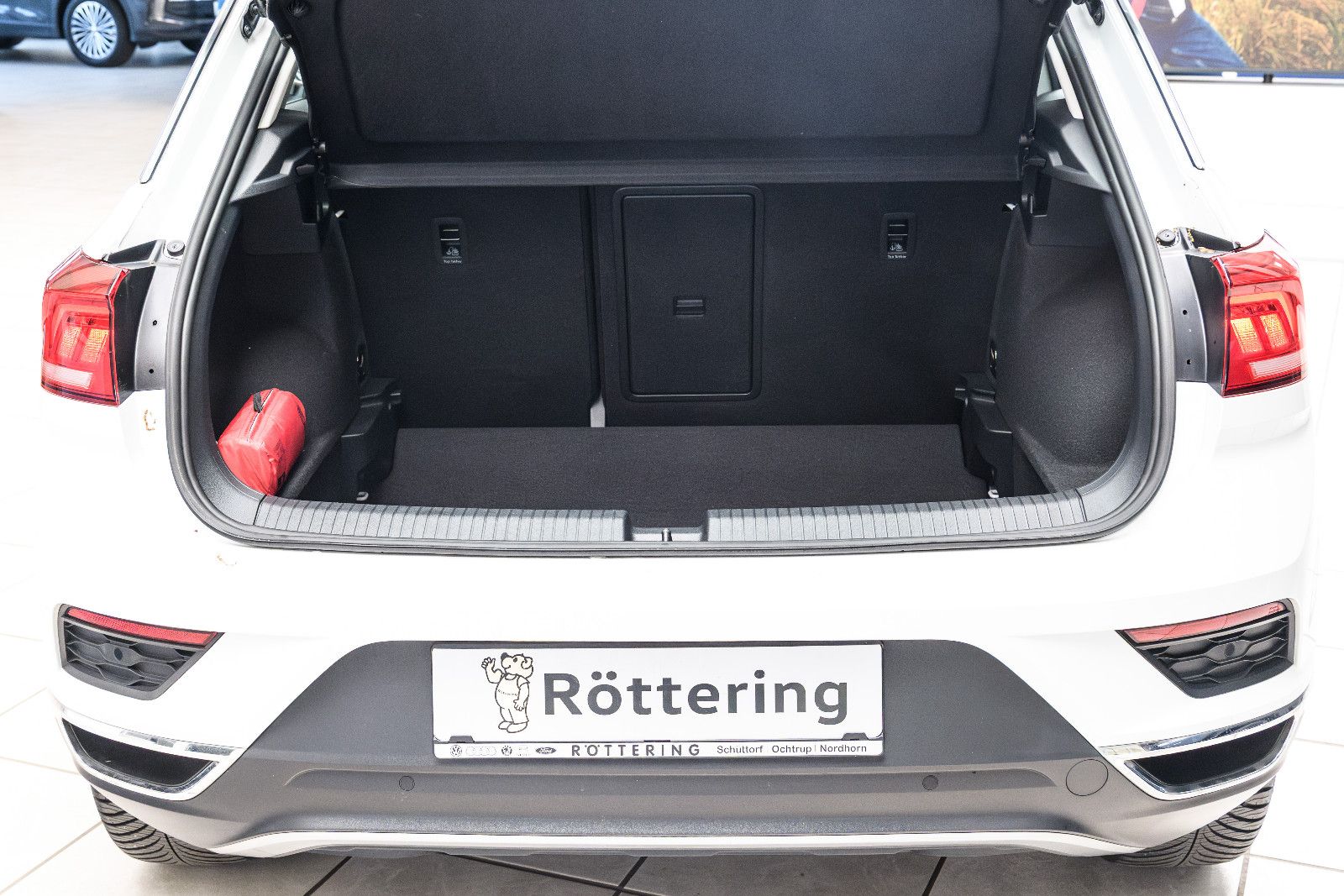 Fahrzeugabbildung Volkswagen T-Roc Style +Bicolor +Navi *GJR+SHZ+LANE ASS