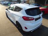 Ford Fiesta ST - Ford Fiesta: Weiß