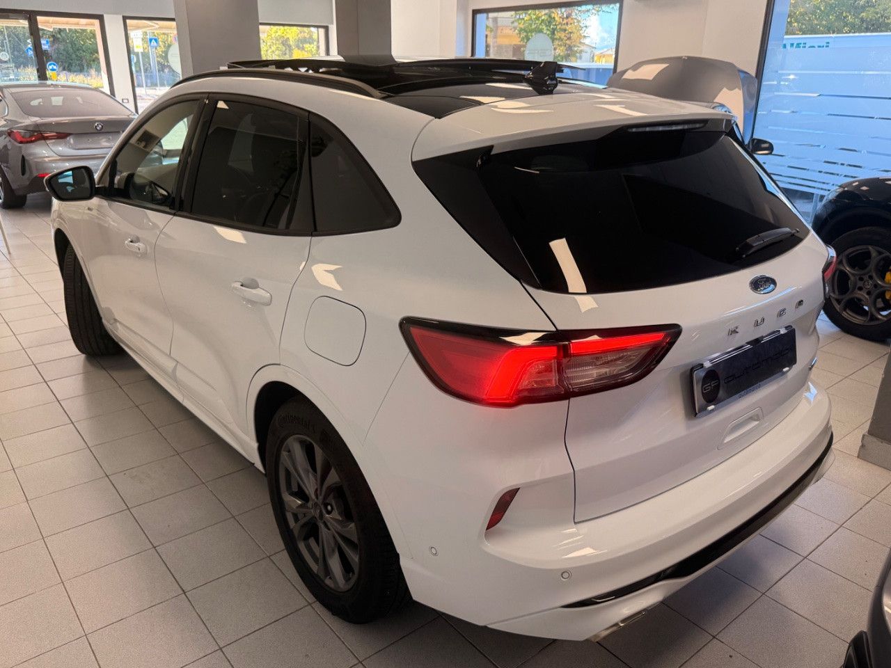Ford Kuga 2.5 full hybrid ST-Line 190cv TETTO imagem 2