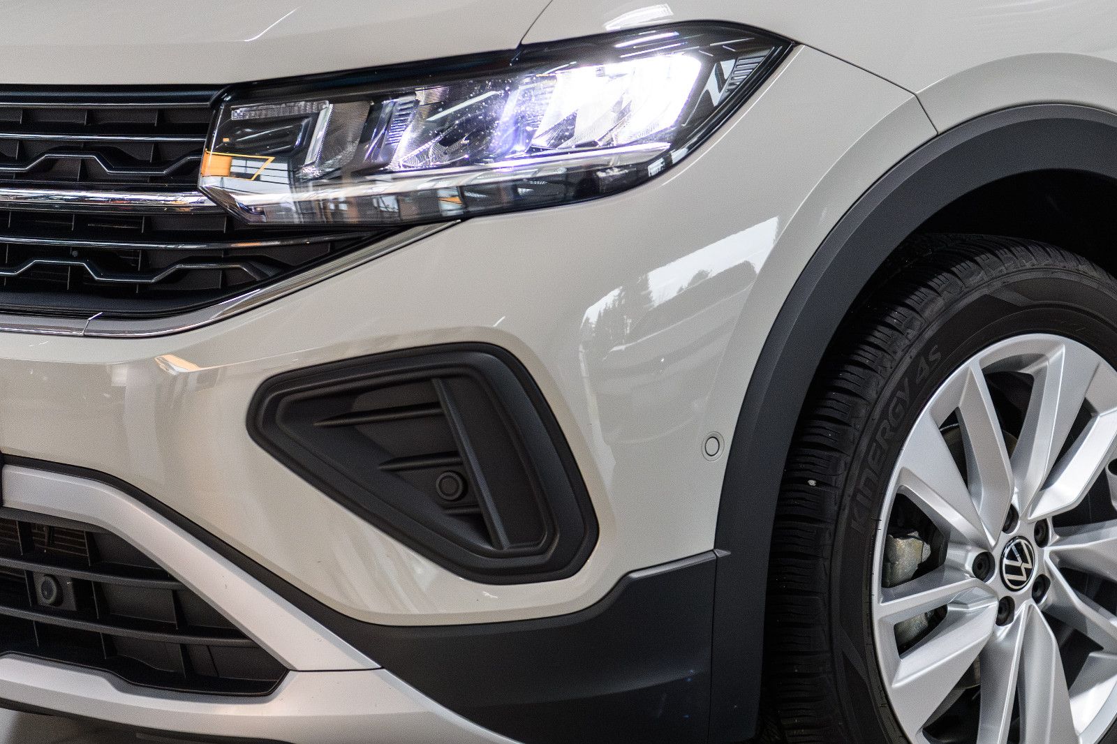 Fahrzeugabbildung Volkswagen T-Cross Goal 1.0 TSI DSG LED+AHK+NAVI+SHZ+ACC