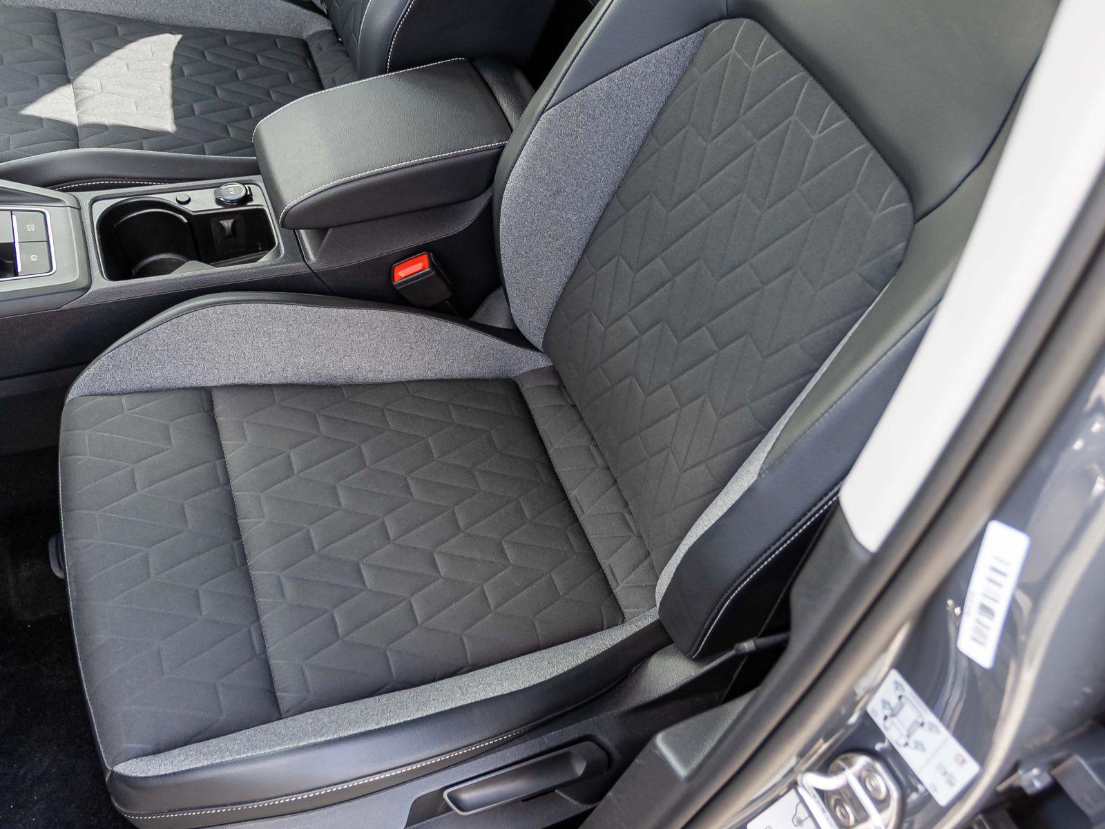 Volkswagen Golf VIII 1.5 TSI Goal, AHK, Navi, LED-Plus, App, миниатюра 7