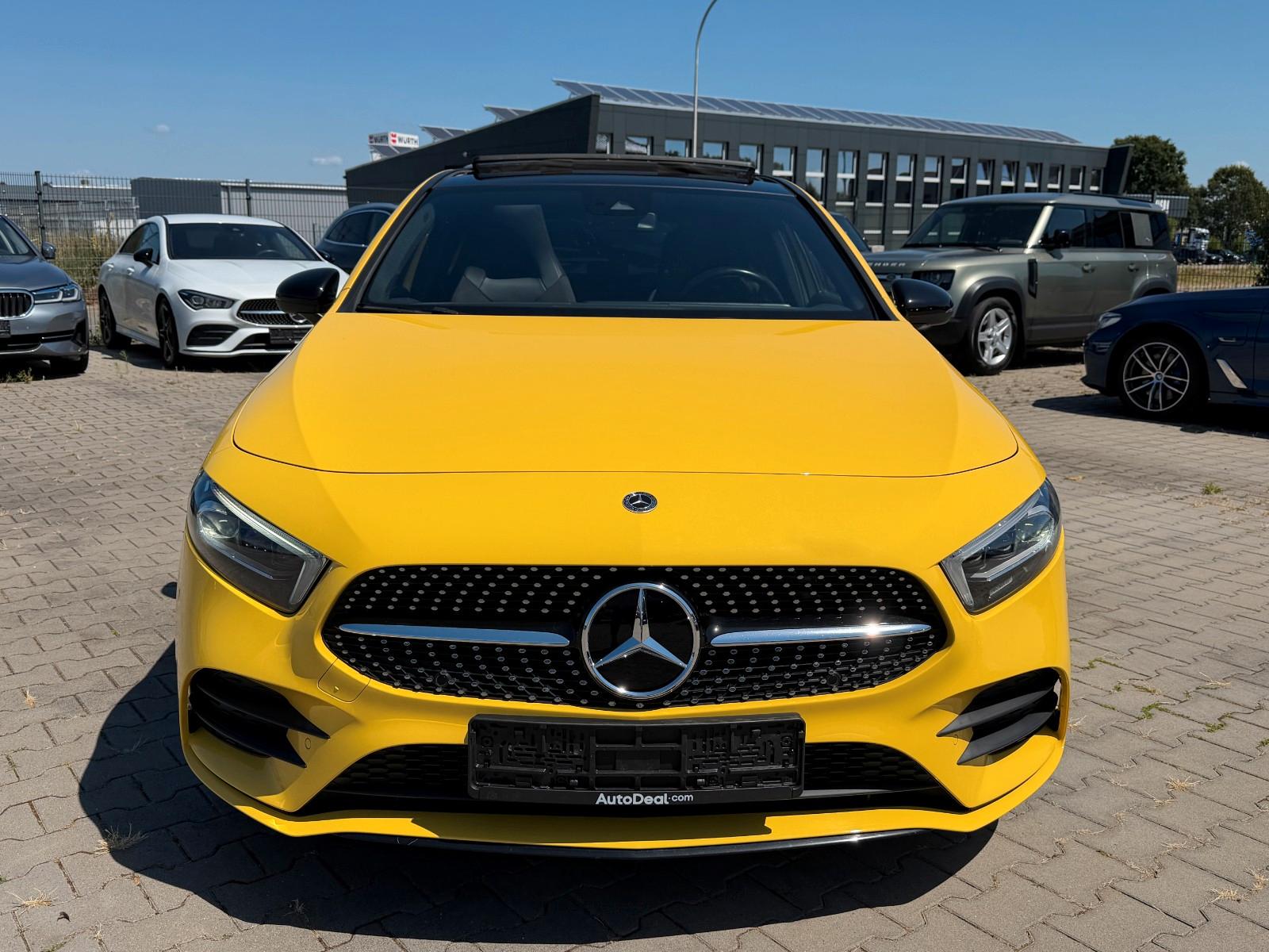 Mercedes-Benz A 180 AMG Line Panoramadach* SONNENGELB