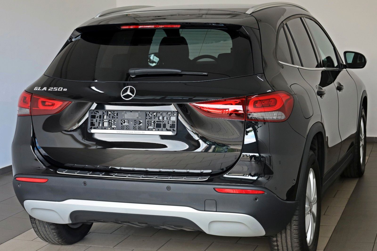 Fahrzeugabbildung Mercedes-Benz GLA 250 e Style, T.Leder, Navi ,LED, SH,Kamera