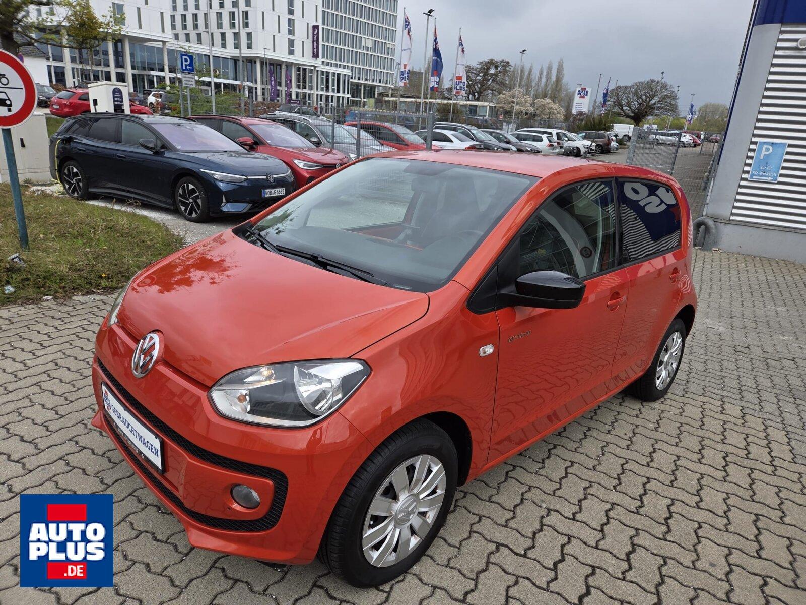 Volkswagen up! groove up! KLIMA+SCHECKHEFT+NAVI+HU NEU
