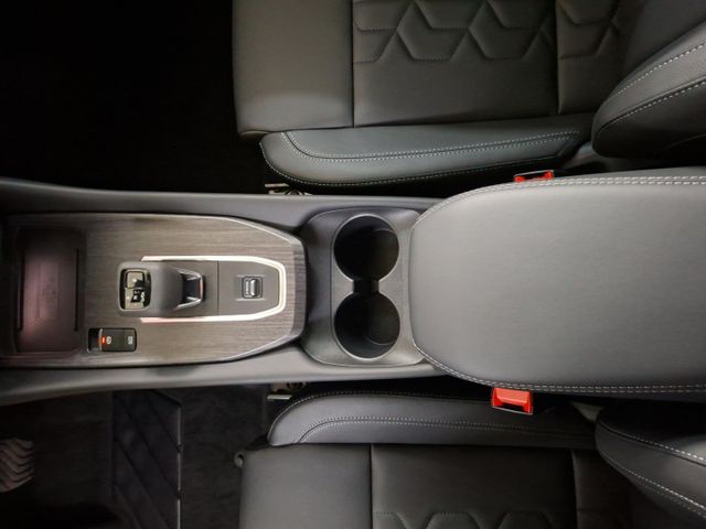 Nissan Qashqai Tekna 1.3 DIG-T °LED°Navi°RFK°PGD°AAC°