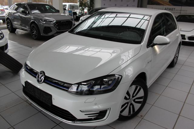 Volkswagen EGolf VII Lim/CCS/WRMPE/DYNAU/STZHZ/DAB+/L&S/ALU