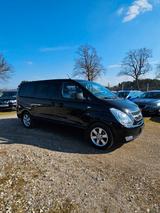 Hyundai H-1 Travel Premium (011) - schwarze Hyundai H-1