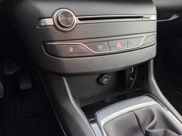 Peugeot 308 1.6 HDI SW Active|Navigation|PDC|Tempomat