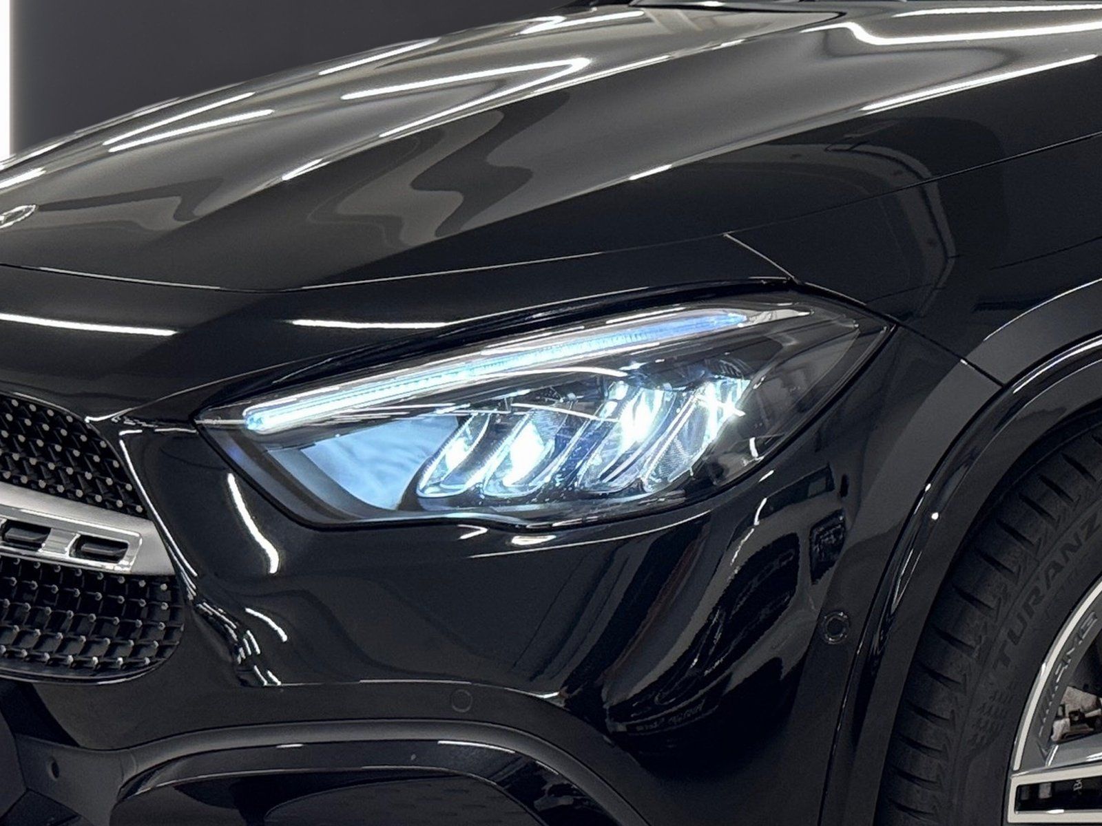 Fahrzeugabbildung Mercedes-Benz GLA 220 4M AMG*STDHZG*Totwi*LED*EasyPack*CarPlay