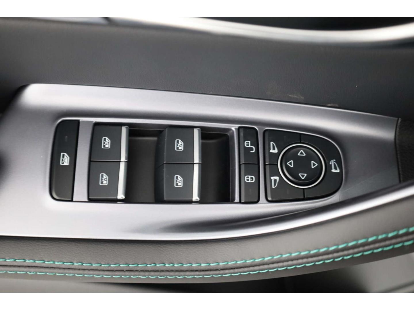 BYD Seal U DM-i Boost LP: 41.899,- /Top-View/Head-up