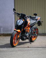 KTM Duke 125