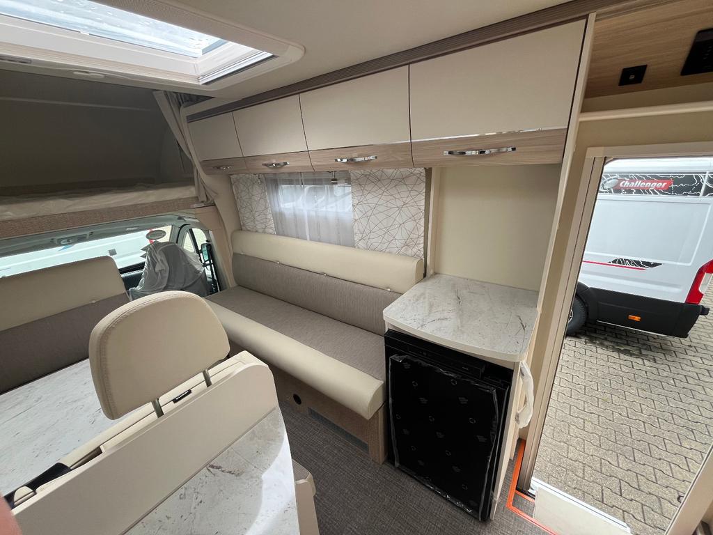Eura Mobil Activa One 630 LS Travel Plus Automatik 8-Gang – Foto 9 von 12