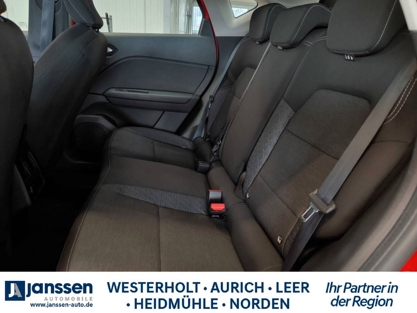 Fahrzeugabbildung Renault Captur Captur/Automatik/Anhängerkupplung