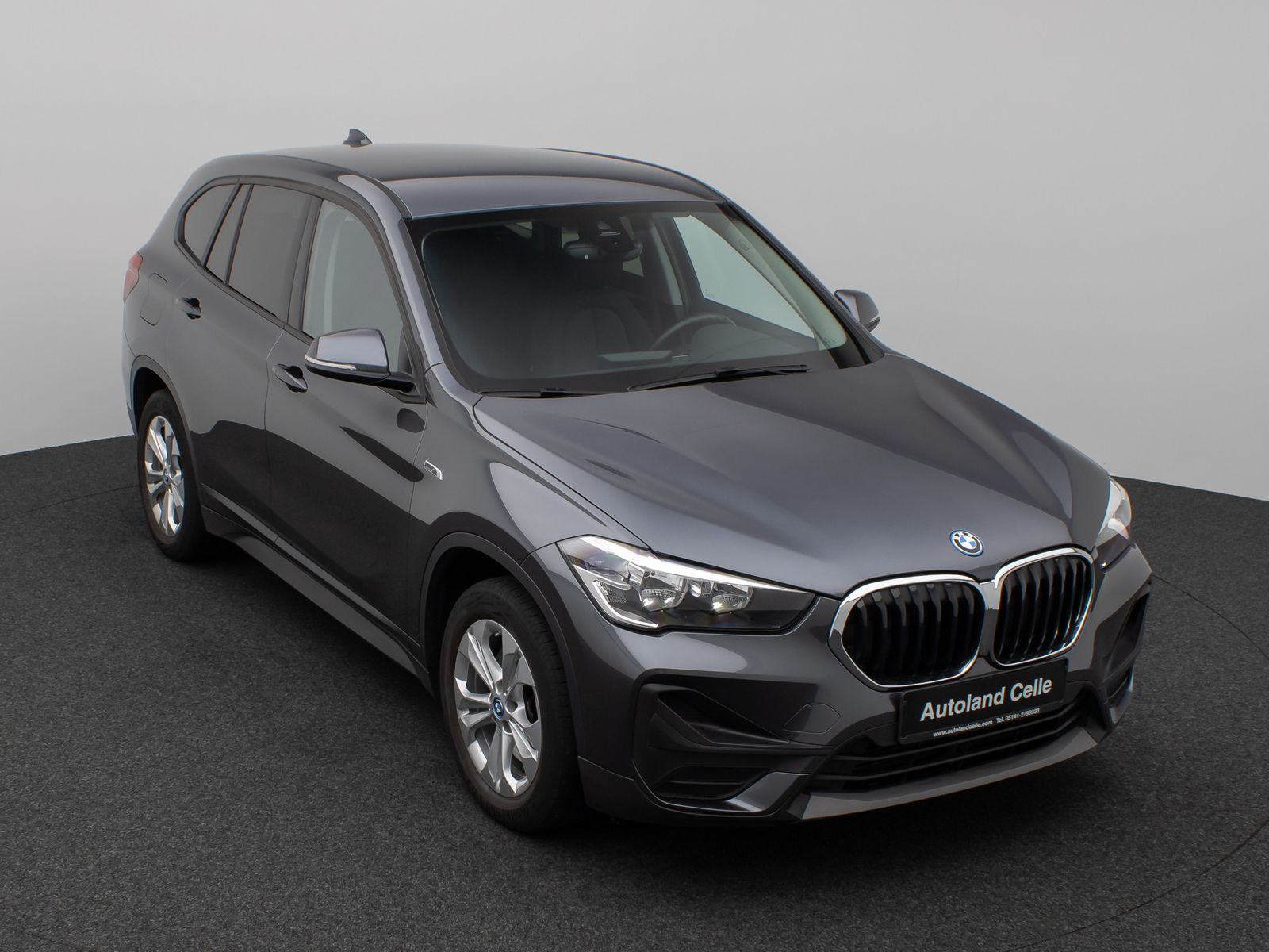 Fahrzeugabbildung BMW X1 xD25e DAB PDC Navi Lordos Geschwindigkeitsre