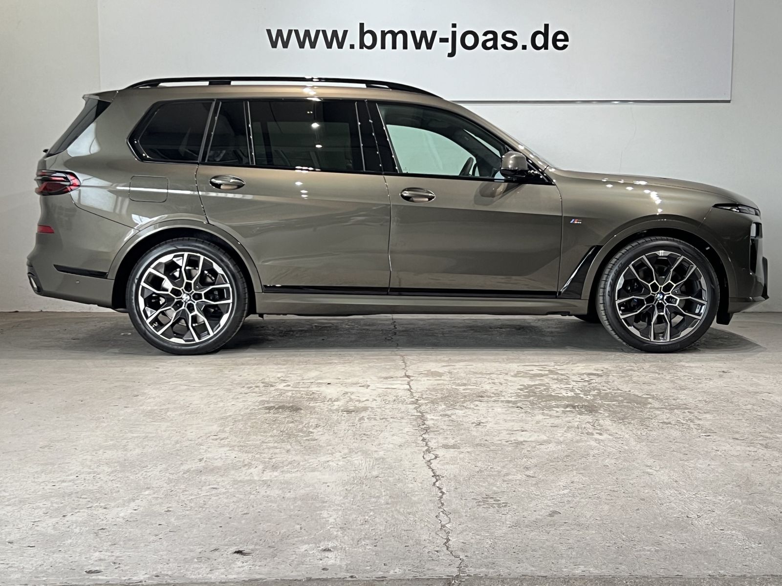 Fahrzeugabbildung BMW X7 xDrive40d Komfortpaket, Exklusivpaket, Standh