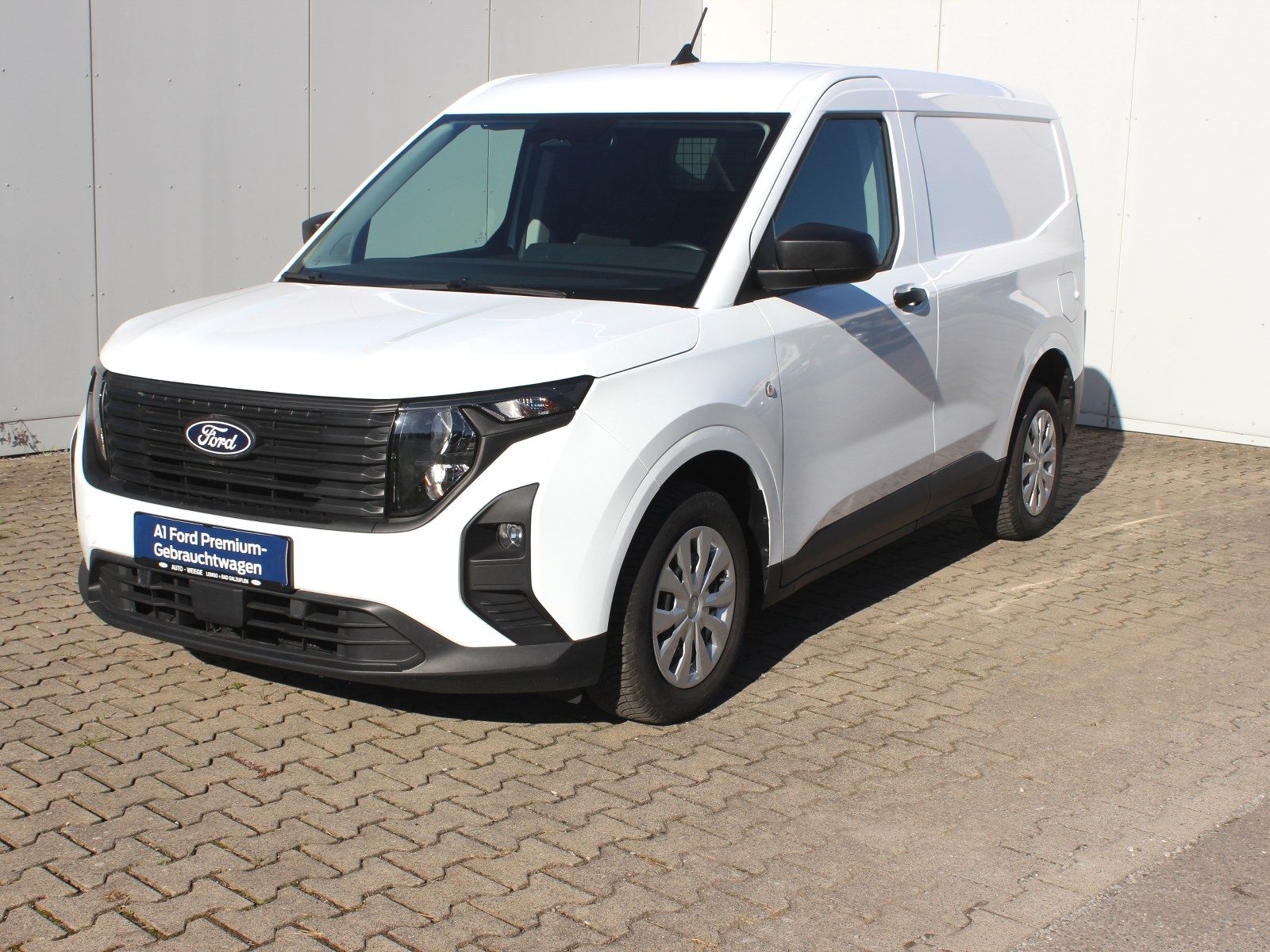 Fahrzeugabbildung Ford Transit Courier Trend