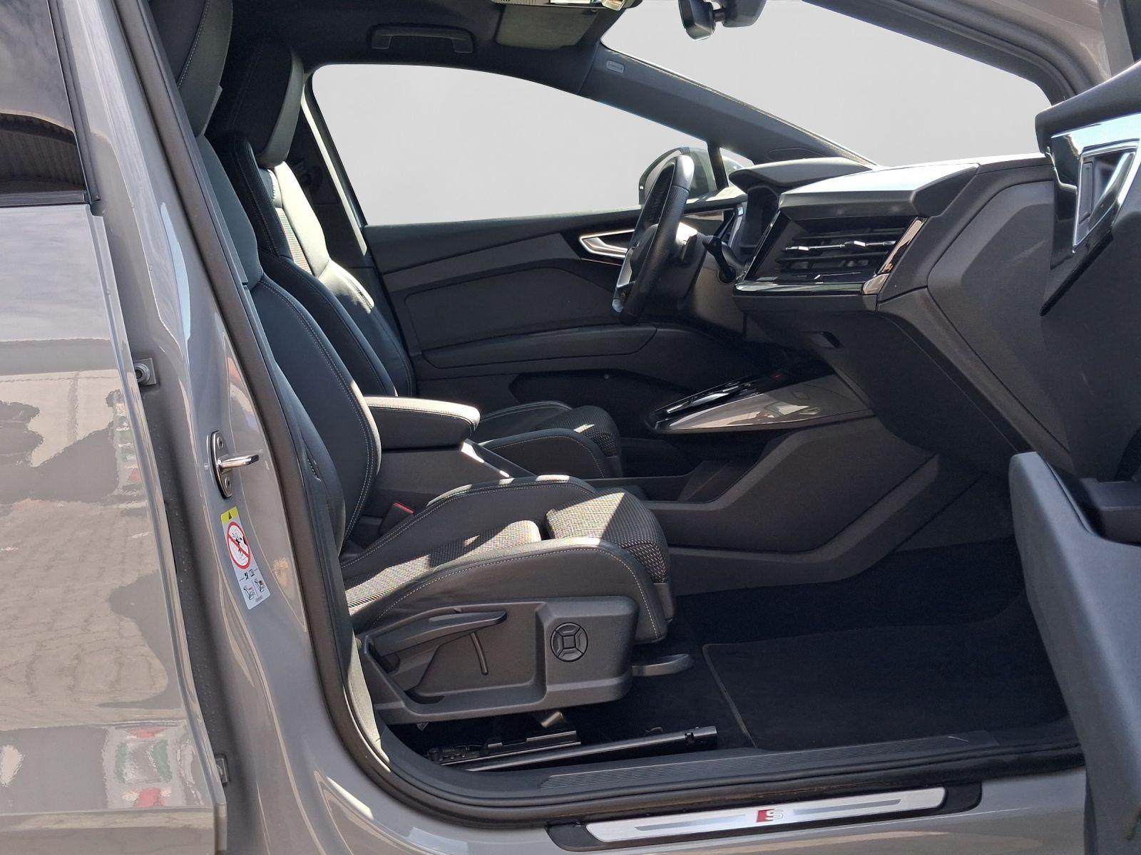 AUDI Q4 E-TRON 35 SPORTBACK S LINE