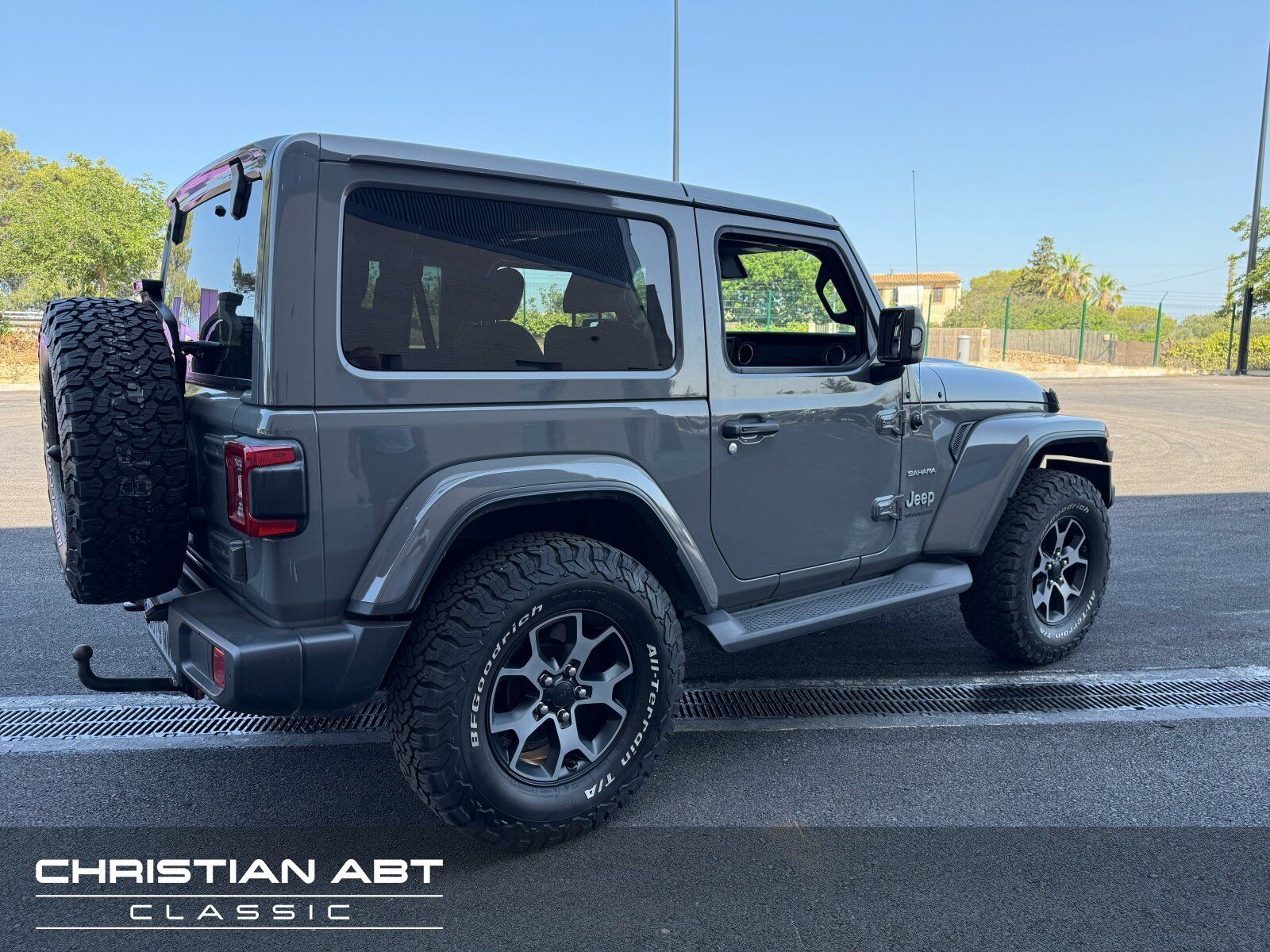 Fahrzeugabbildung Jeep Wrangler 2.2 CRDi Sahara (EURO 6d-TEMP) Navi/LED