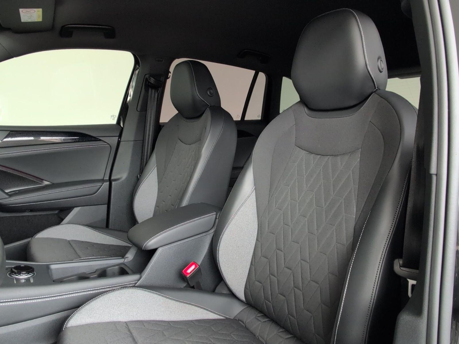 Volkswagen Tiguan 1.5 eTSI Goal AHK IQ-Matrix 360K ACC 18", миниатюра 15